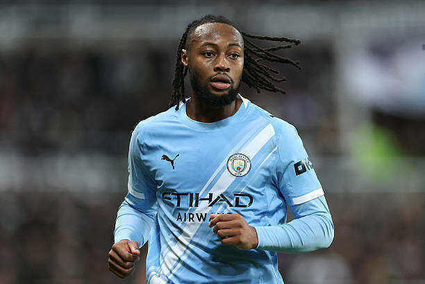 Carrick cần tìm lời giải cho mũi khoan Semenyo của Man City