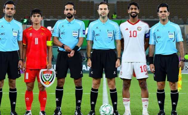 CĐV UAE tố trọng tài Iran xử ép khi thua Việt Nam