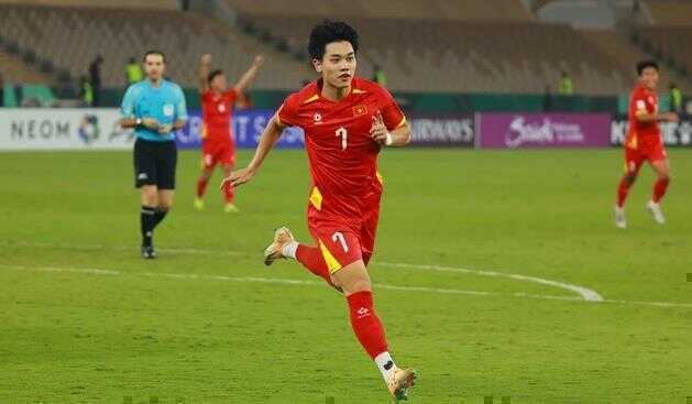 Đ&igrave;nh Bắc c&oacute; đưa U23 Việt Nam v&agrave;o chung kết như Quang Hải ng&agrave;y n&agrave;o?