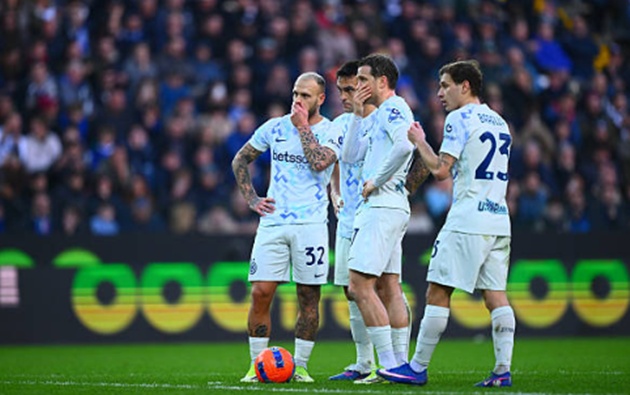 Inter thể hiện bản lĩnh tr&ecirc;n s&acirc;n kh&aacute;ch