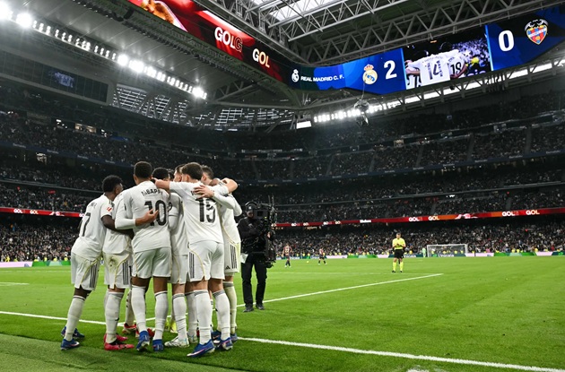 Mbappe và Asencio cùng nổ súng giúp Real thắng Levante