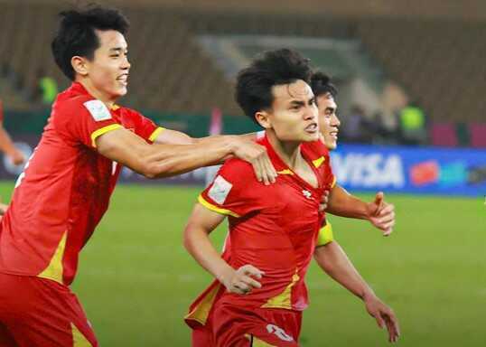 U23 Việt Nam đang t&aacute;i hiện lại kỳ t&iacute;ch Thường Ch&acirc;u 2018 c&aacute;ch đ&acirc;y 8 năm. Ảnh: VFF.