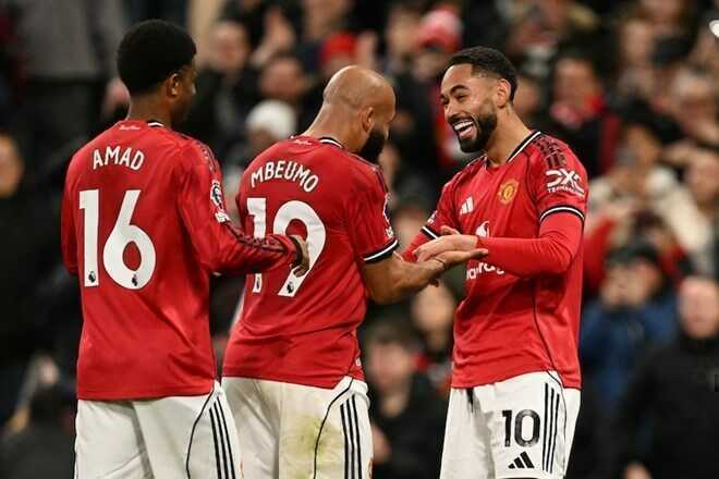 MU sở hữu nhiều cầu thủ đ&aacute; c&aacute;nh chất lượng.