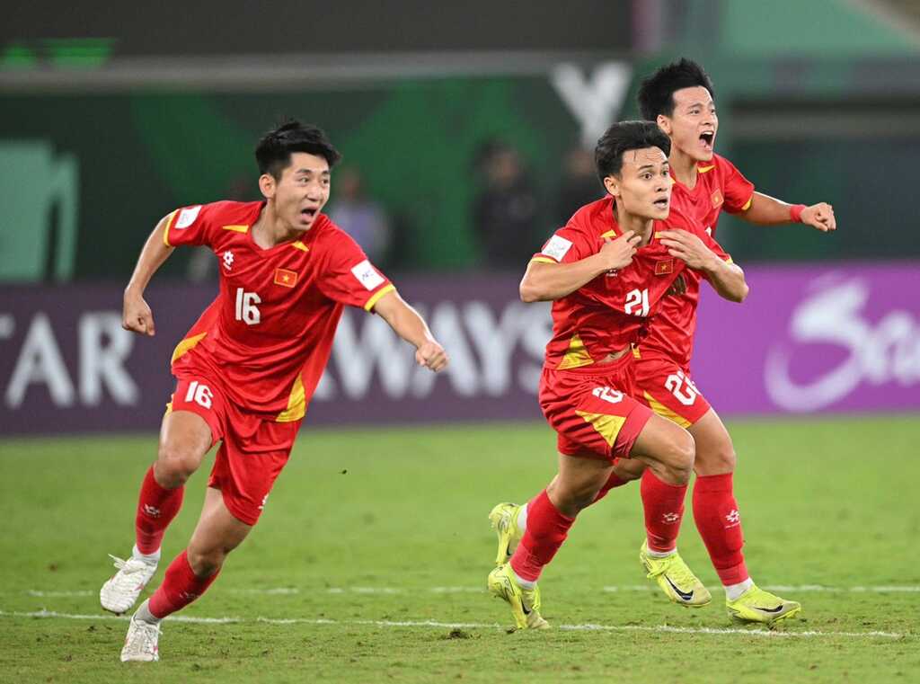 HLV Phạm Minh Đức chỉ ra cách U23 Việt Nam đả bại Trung Quốc