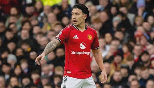 Martinez thắng 100% tranh chấp giúp MU hạ Man City