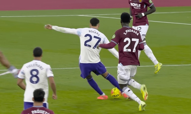 Rogers li&ecirc;n tục s&uacute;t xa ghi b&agrave;n ở m&ugrave;a giải n&agrave;y