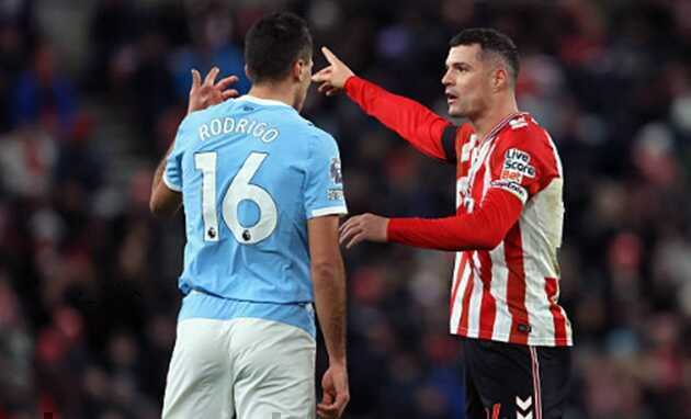 Rodri mang lại cường độ chơi b&oacute;ng đ&uacute;ng &yacute; muốn của Pep Guardiola