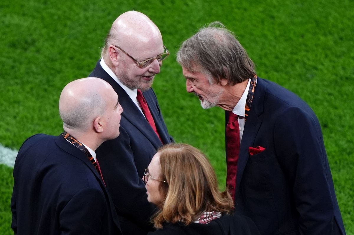 Giải mã lý do Sheikh Jassim thất bại trong việc thâu tóm MU