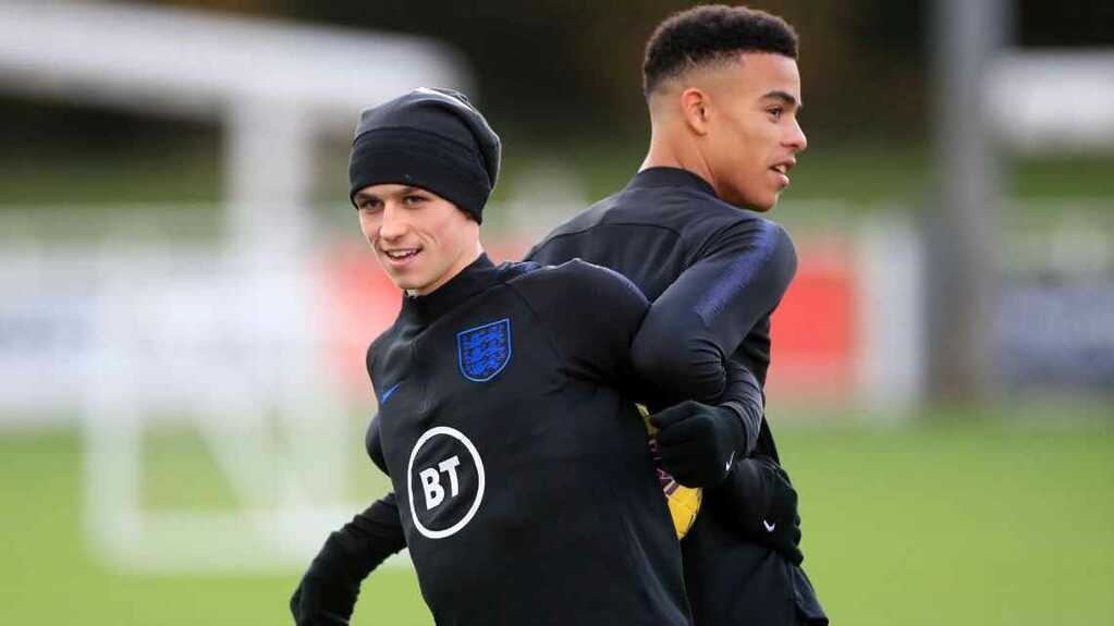  Greenwood từng l&agrave; niềm hy vọng của tuyển Anh.