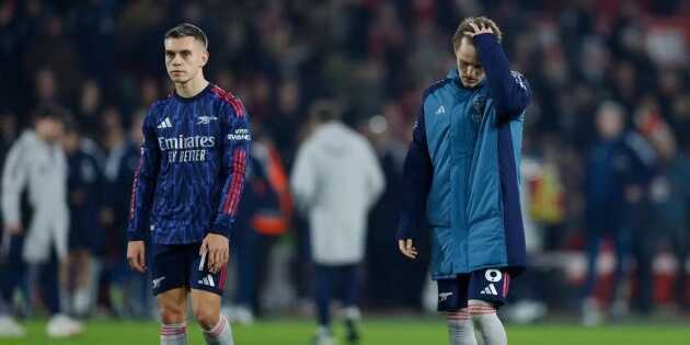 Odegaard lạc nhịp, Jesus trở thành gánh nặng của Arsenal