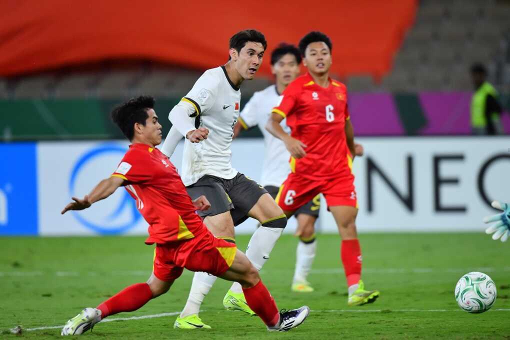 Chuyên gia Trung Quốc ngạc nhiên vì lối chơi của U23 Việt Nam