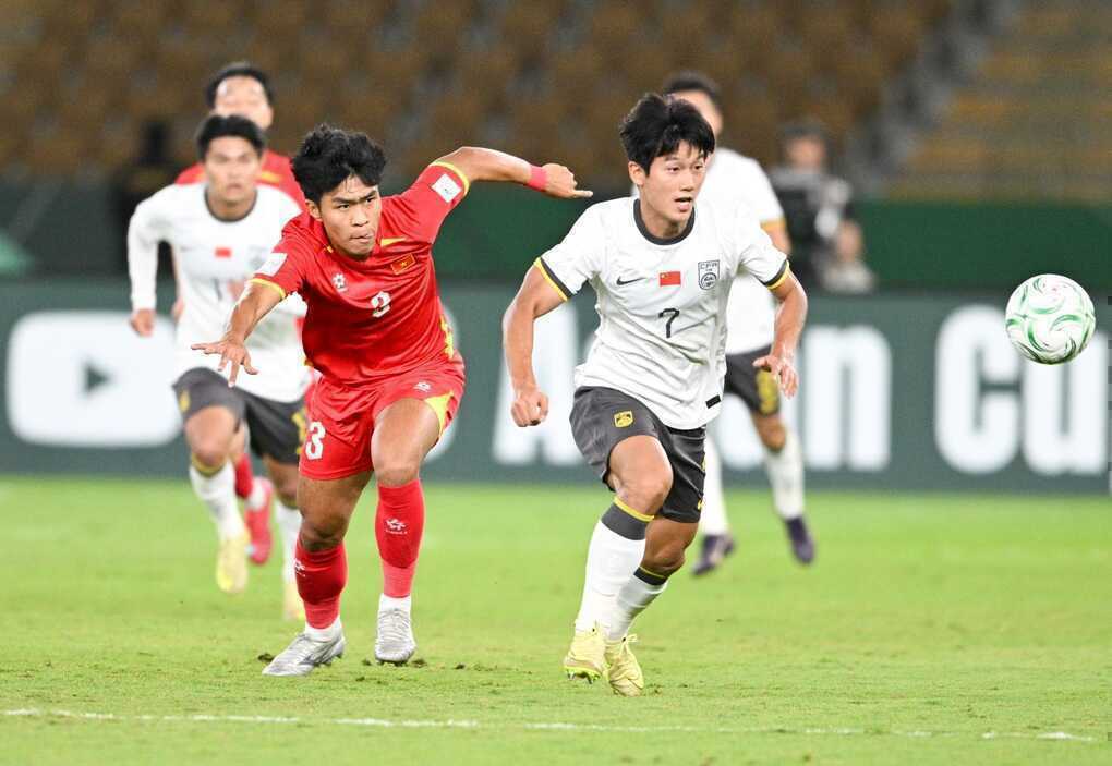 Trọng tài Việt Nam giải thích việc Lý Đức không được xóa thẻ đỏ - 2