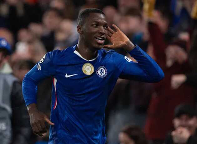 HLV Rosenior khẳng định Caicedo hay nhất thế giới