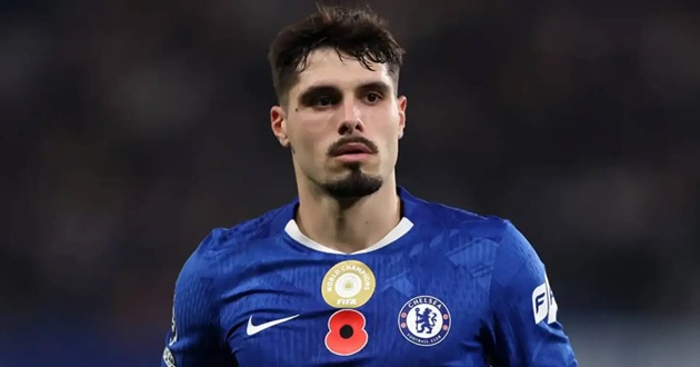 Neto lập kỷ lục tạt bóng tệ nhất Champions League