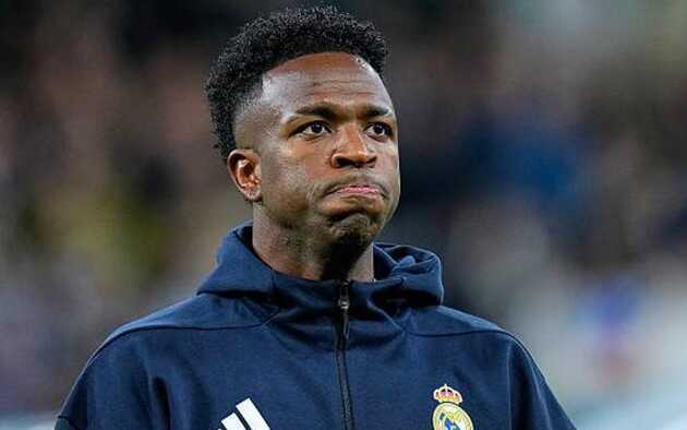 Real Madrid bế tắc trong vụ trói chân Vinicius