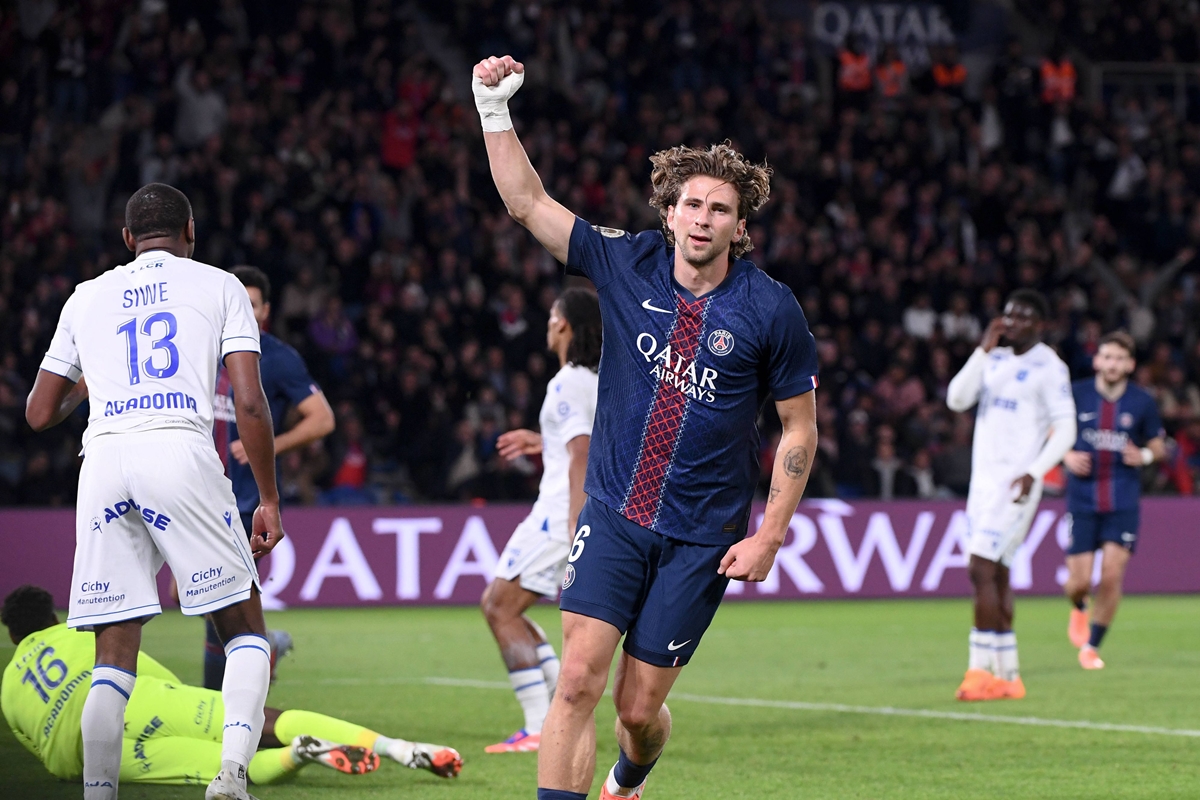 PSG ho&agrave;n to&agrave;n &aacute;p đảo Auxerre trong những thống k&ecirc; đối đầu.