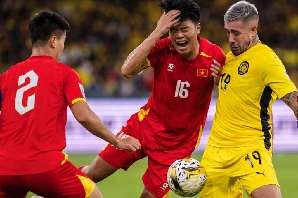 HLV Malaysia: “Xử chúng tôi thua tuyển Việt Nam là không công bằng” - 2