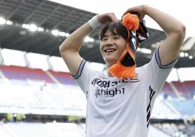 Sao U23 Hàn Quốc giá ngang Đình Bắc và Văn Khang cộng lại