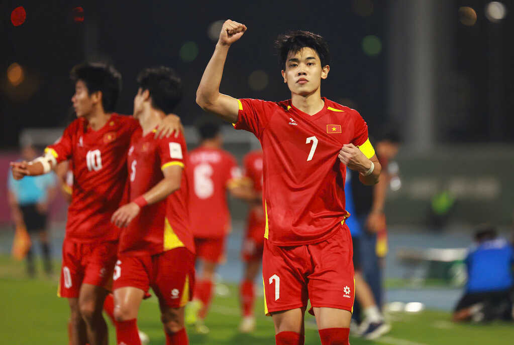 Đình Bắc lỡ trận tuyển Việt Nam tái đấu Malaysia