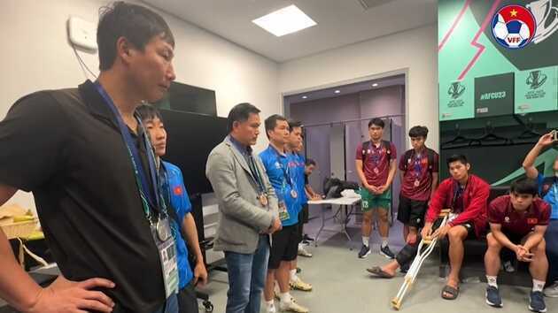 Sếp VFF dặn U23 Việt Nam cảnh giác giá trị ảo