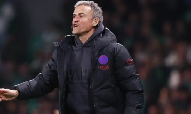 Vì sao PSG của Luis Enrique không còn đáng sợ như mùa trước?
