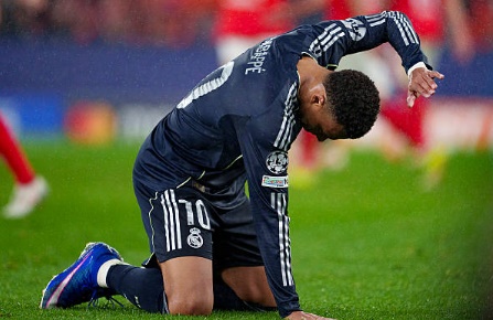 Những cú sốc sau lượt trận cuối C1: Real - PSG văng khỏi Top 8, Napoli bị loại