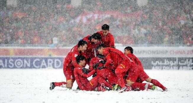 K&iacute; ức Thường Ch&acirc;u đọng m&atilde;i trong l&ograve;ng người h&acirc;m mộ b&oacute;ng đ&aacute; Việt Nam.