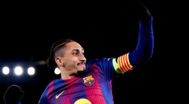 Raphinha tuyên bố bản thân xứng đáng giành Quả bóng vàng