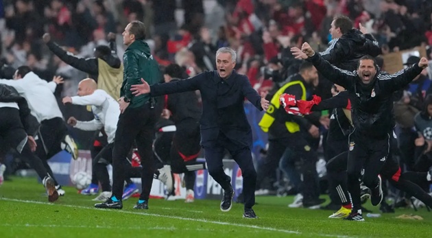 Mourinho về lại Bernabeu với tư c&aacute;ch l&agrave; đối thủ.