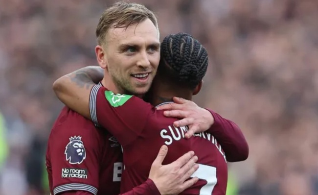 Jarrod Bowen l&agrave; ng&ograve;i nổ nguy hiểm của West Ham.