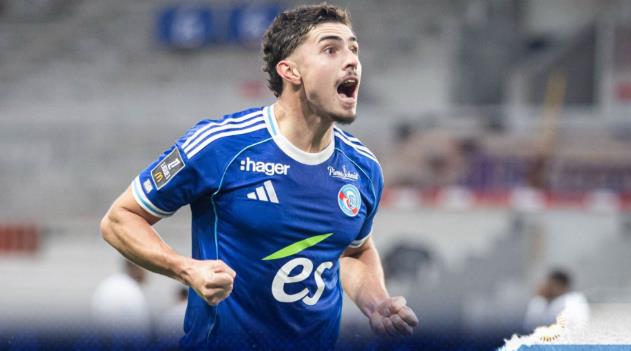 Joaquin Panichelli l&agrave; c&aacute;i t&ecirc;n m&agrave; h&agrave;ng thủ PSG phải đặc biệt d&egrave; chừng.