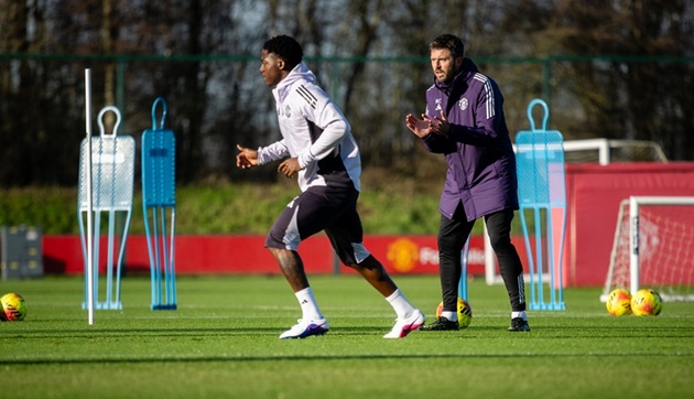 Carrick chỉ ra tố chất đặc biệt của Kobbie Mainoo