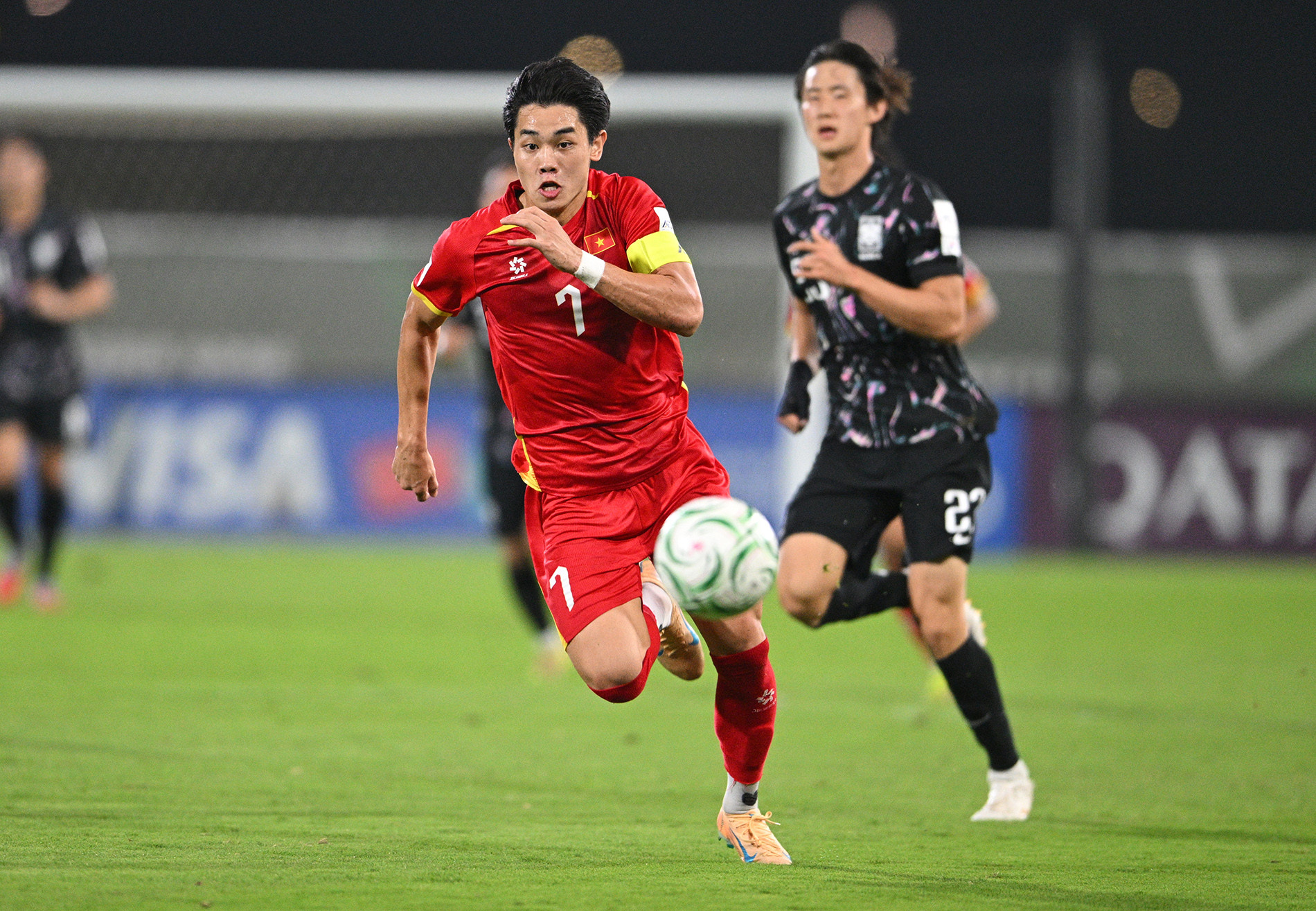 Đình Bắc cần xuất ngoại, nhưng bao giờ và như thế nào?