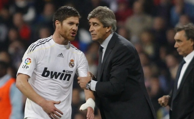 Alonso v&agrave; Pellegrini ở Real.