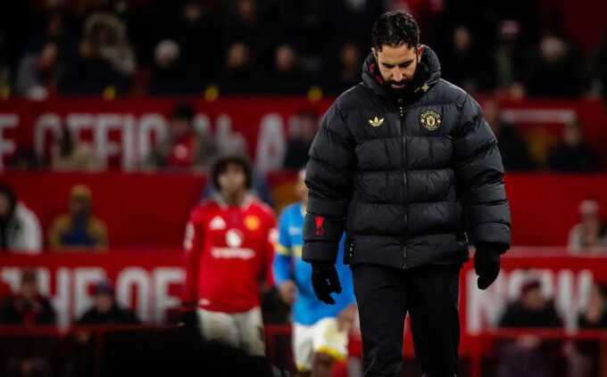 Amorim ám chỉ mâu thuẫn với ban lãnh đạo Man Utd