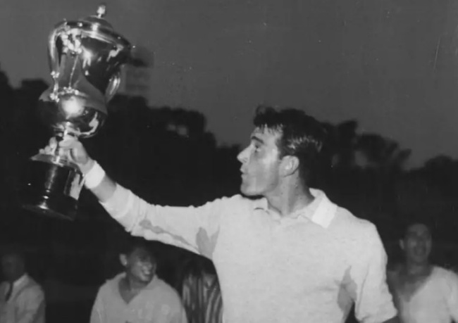 Lazio gi&agrave;nh danh hiệu Coppa Italia 1958.