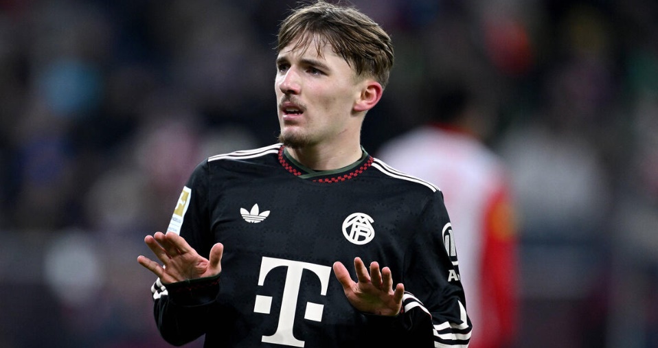 Bayern Munich lên tiếng vụ sao trẻ công khai mơ về Real Madrid