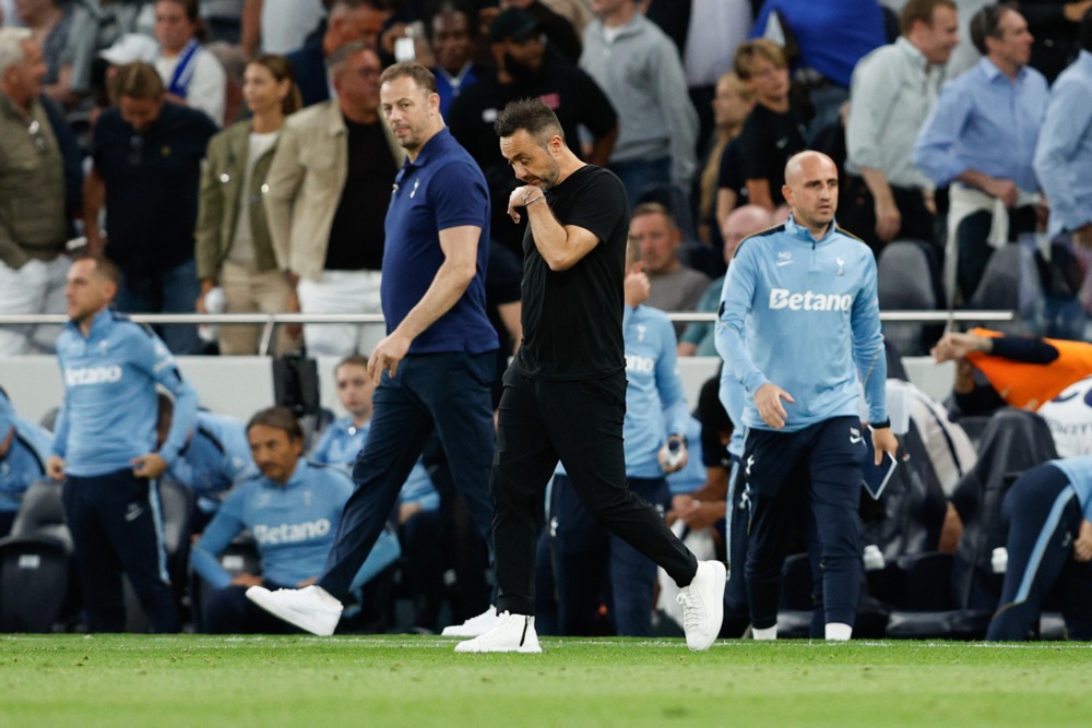 Sếp Tottenham lên tiếng về De Zerbi sau khởi đầu kém cỏi tại Ngoại hạng Anh