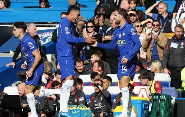 Henderson ``hồi xuân``, Chelsea thắng tưng bừng 5-1
