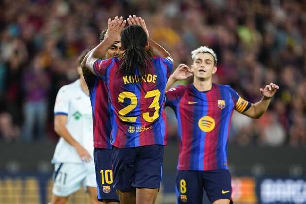 Barca đánh sập hàng phòng ngự Getafe bằng bài kiểm soát đỉnh cao