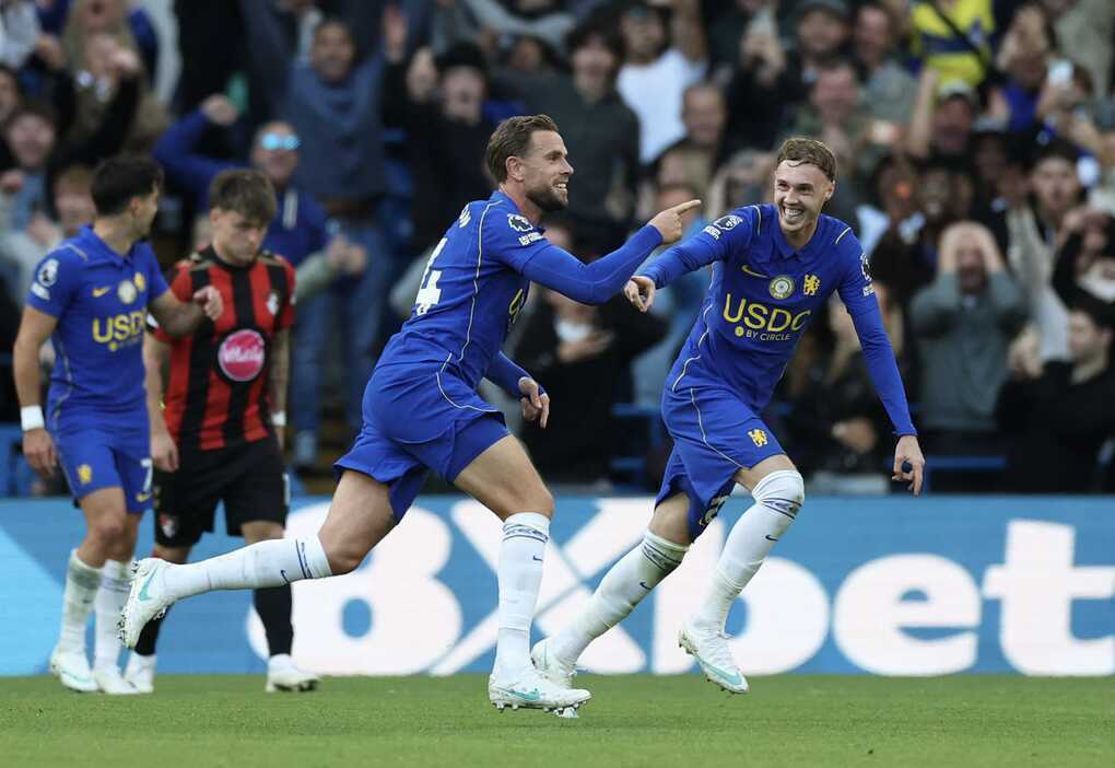 Henderson tỏa sáng trong trận đại thắng của Chelsea