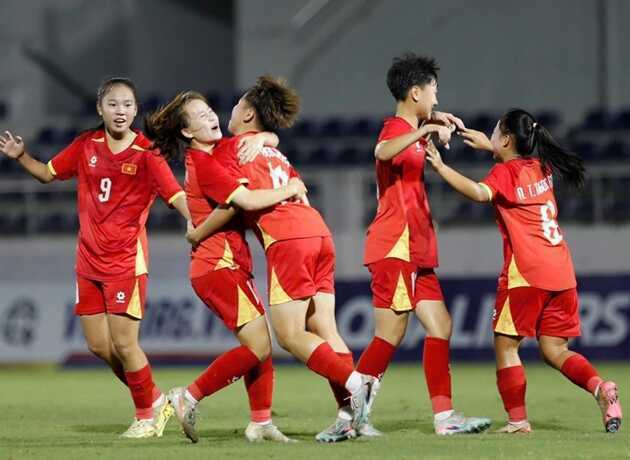 Điểm tin bóng đá Việt Nam 12/10: U17 nữ Việt Nam lập kỳ tích; Tiến Linh nổ súng