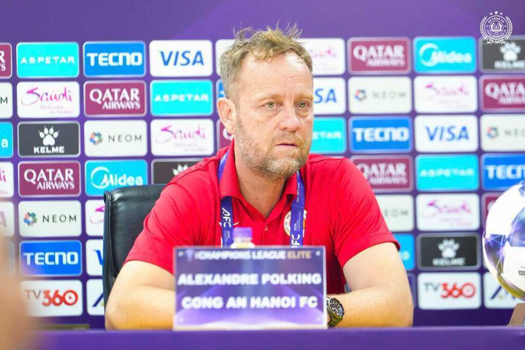 HLV Polking tự tin cùng CAHN đánh bại Kashima Antlers