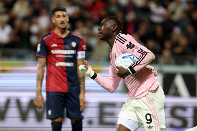 Kolo Muani tỏa sáng, Juventus thoát hiểm phút chót