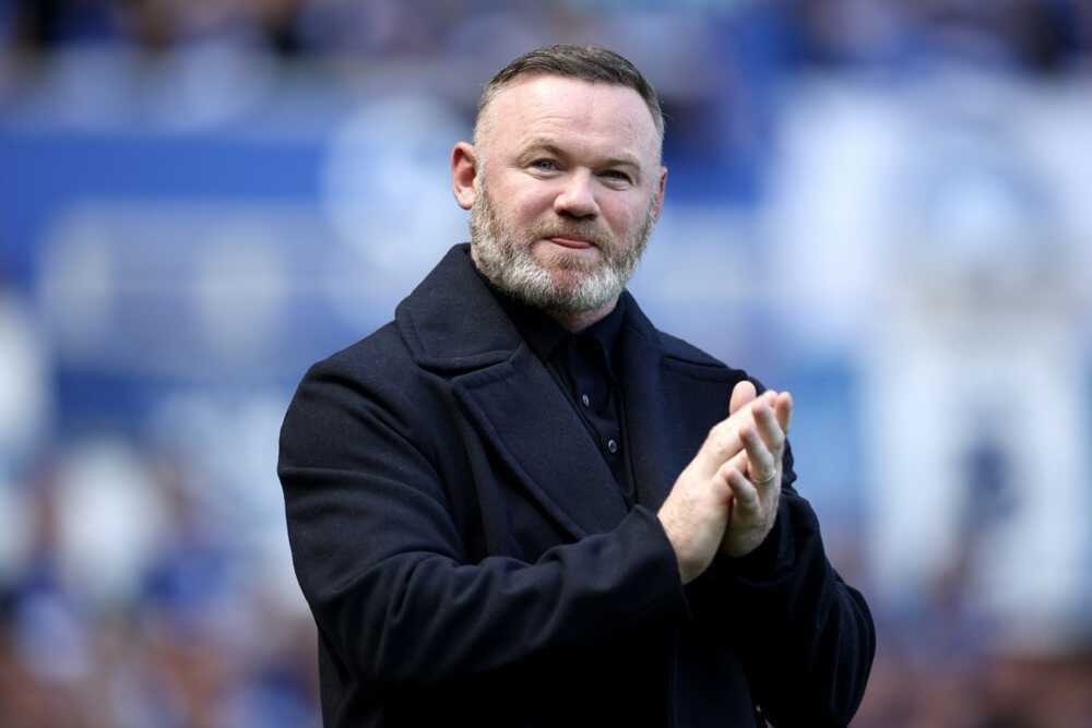 Thừa nhận MU về nhì, Rooney từ chối nhận ~cúp vớt~