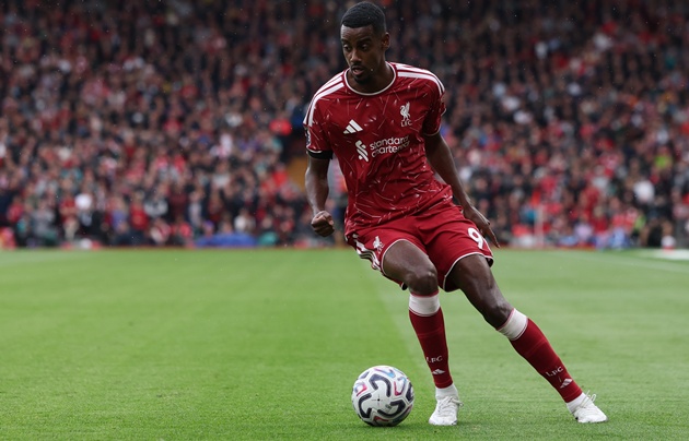 Liverpool vắng ba ngôi sao lớn ở chuyến làm khách Champions League