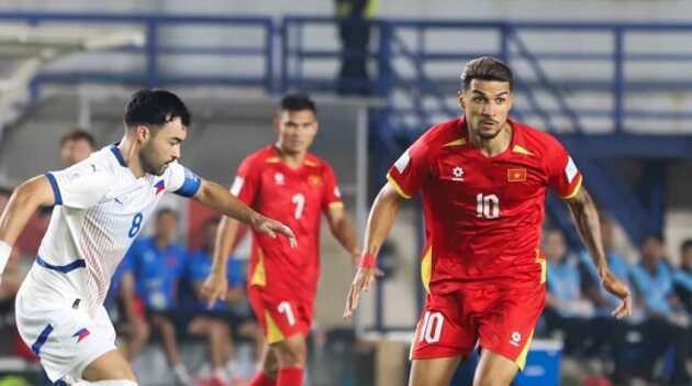 Nỗi lo bong bóng ngoại binh đe dọa chân đế V.League
