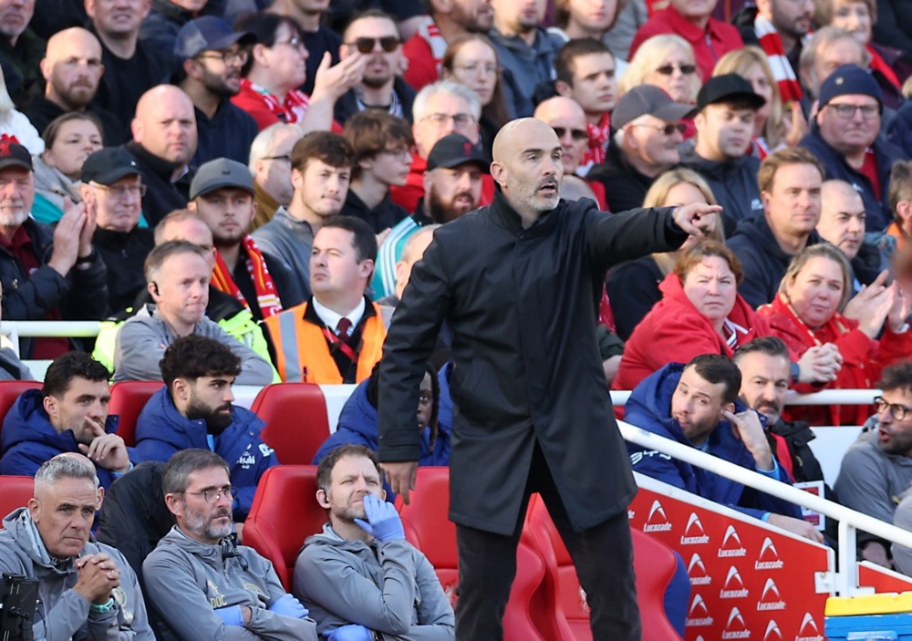 Owen thay đổi quan điểm về Man City trong cuộc đua vô địch Ngoại hạng Anh