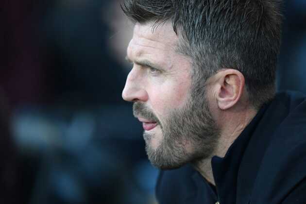 Thất bại trước Atletico dồn Carrick vào thế chân tường