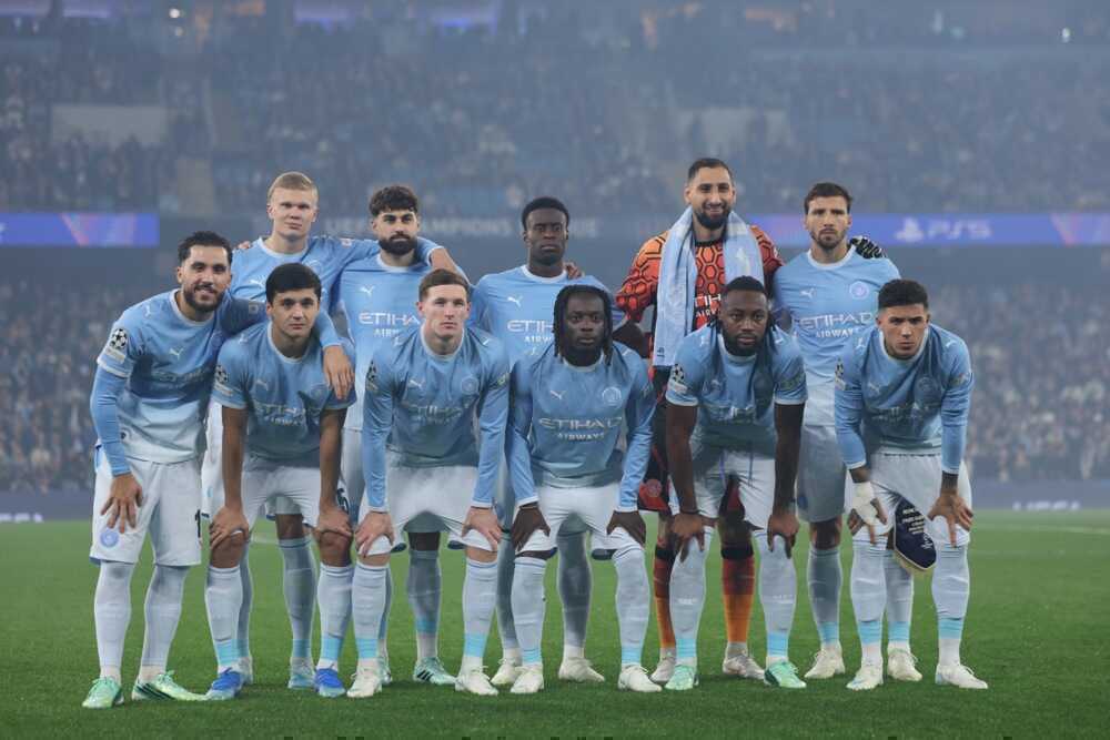 Ruben Dias &ndash; 5,3. Dias phản ứng chậm bất thường trước những pha di chuyển của Ousmane Dembele, đồng thời kh&ocirc;ng duy tr&igrave; được cự ly h&agrave;ng ph&ograve;ng ngự. Ảnh: EPA.